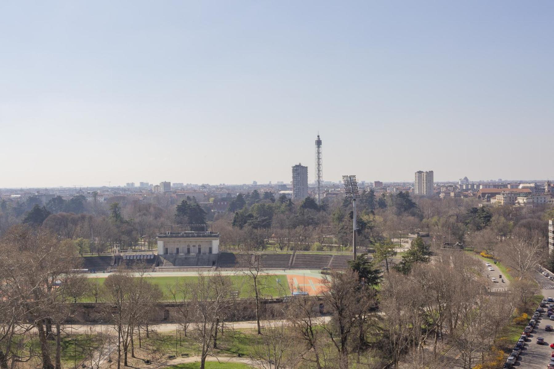 Skyline View Biancamano 1 Bdr With Balcony By Rentopolis Milan Exterior photo