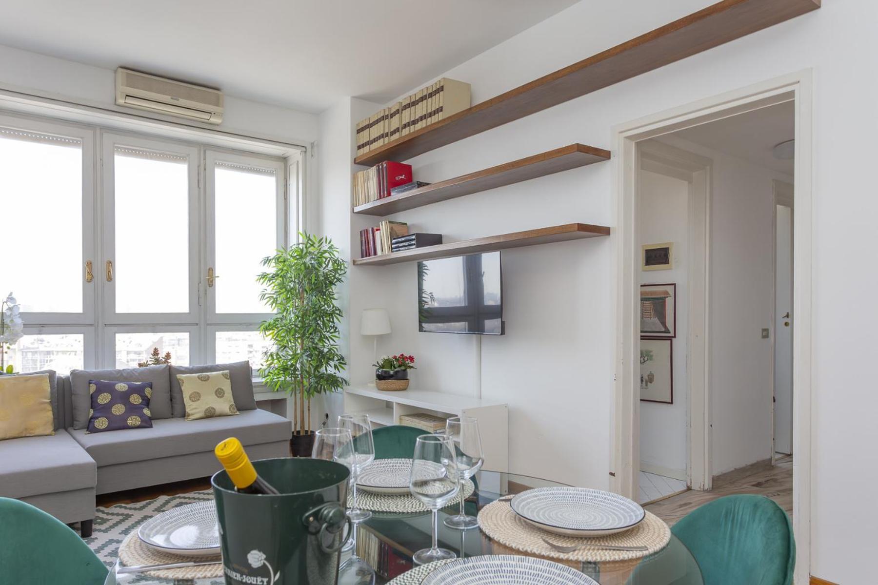 Skyline View Biancamano 1 Bdr With Balcony By Rentopolis Milan Exterior photo